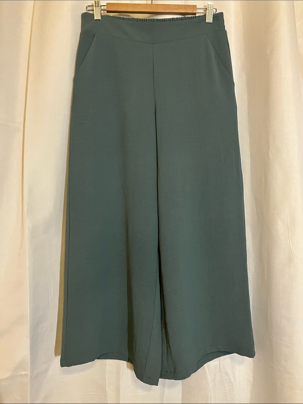 Adrianna Papell Wide-Leg Pants in Teal Green